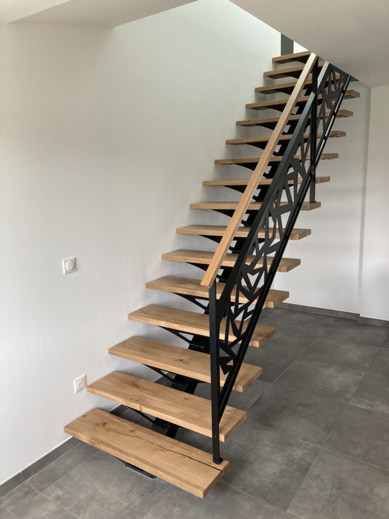 escalier métallique avec marches en bois à orthez